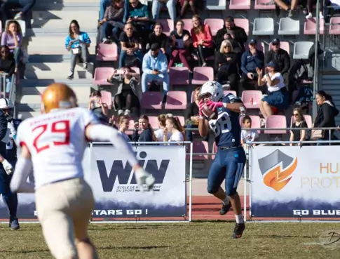 Le Coup d'envoi de Win Sport School avec les Blue Stars