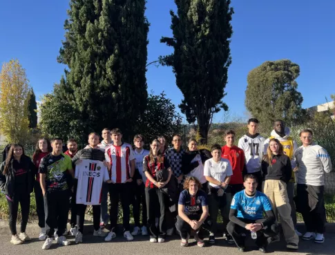 Challenge du mois : Porte ton équipe sportive favorite 
