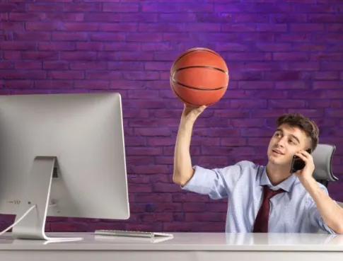 Travailler dans le sport sans être athlète : le bachelor en management