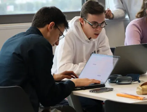 Change de terrain de jeu avec un Bachelor en management du sport