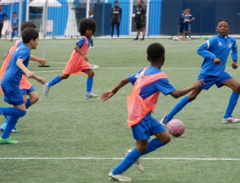 Gérer le marketing d’un club de foot ? C’est possible dès le Bachelor !