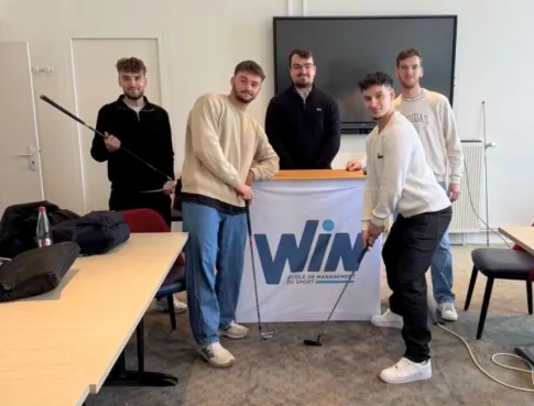 &Eacute;tudier le sport autrement : le golf comme cas concret