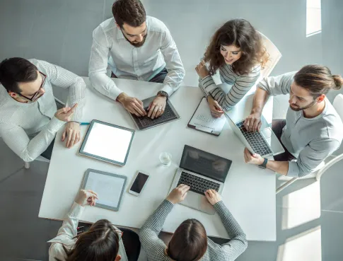 Les jeunes se r&eacute;orientent vers des formations en phase avec l&rsquo;entreprise