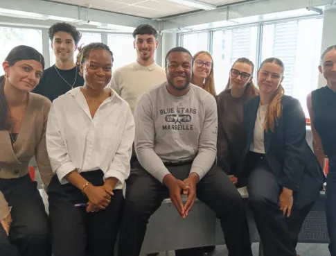 Un joueur de NFL &agrave; Marseille : Sterling Sheffield inspire nos &eacute;tudiants 