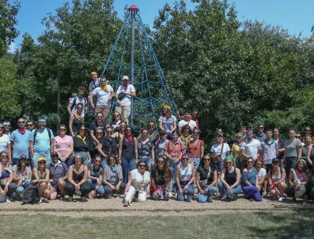 Photo-groupe-Journée-Equipe