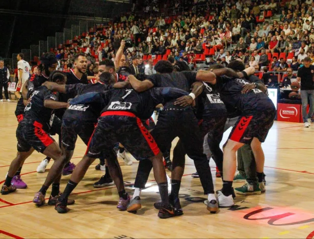 AMSB-vs-Nantes-Basket-une-soirée-au-coeur-de-l-évènementiel-sportif