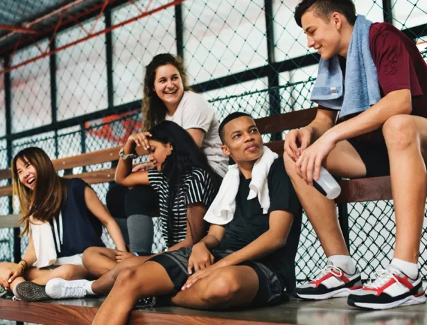 STAPS-ou-Bachelor-Comment-choisir-selon-son-profil-et-son-projet-pro