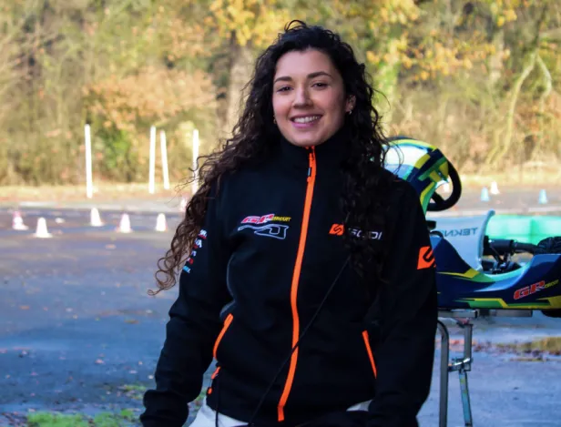 interview-thais-sport-automobile-rennes