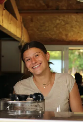 Emma LYARET