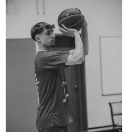 Elio-Maecke-Etudiant-Bachelor-Management-du-Sport