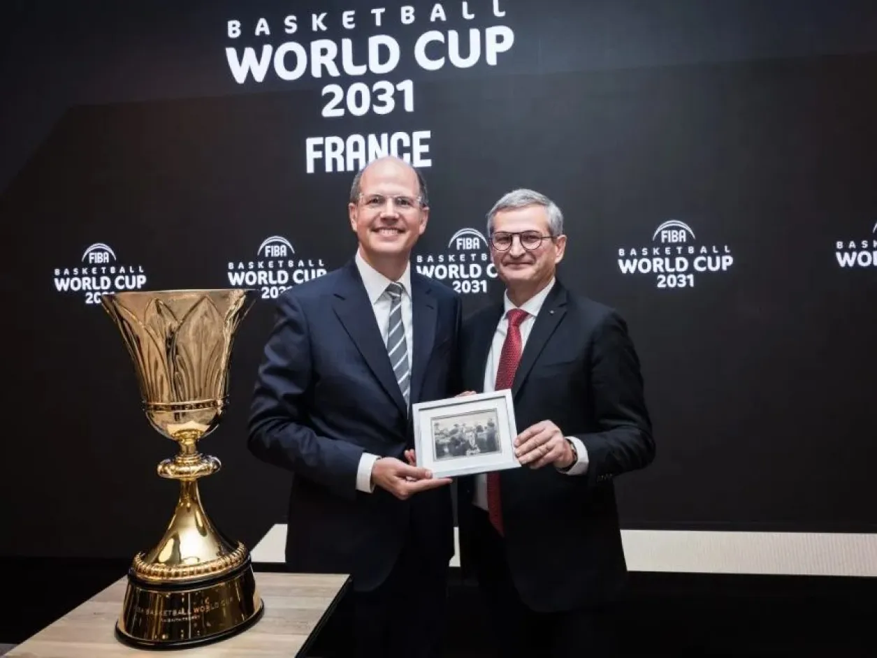 mondial-de-basket-2031-en-france-et-si-c'etait-ton-opportunite-win-sport-school-paris-(1)